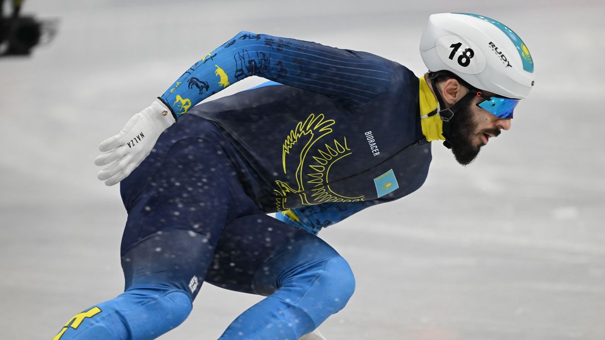 Казахстанский шорт-трекист Денис Никиша