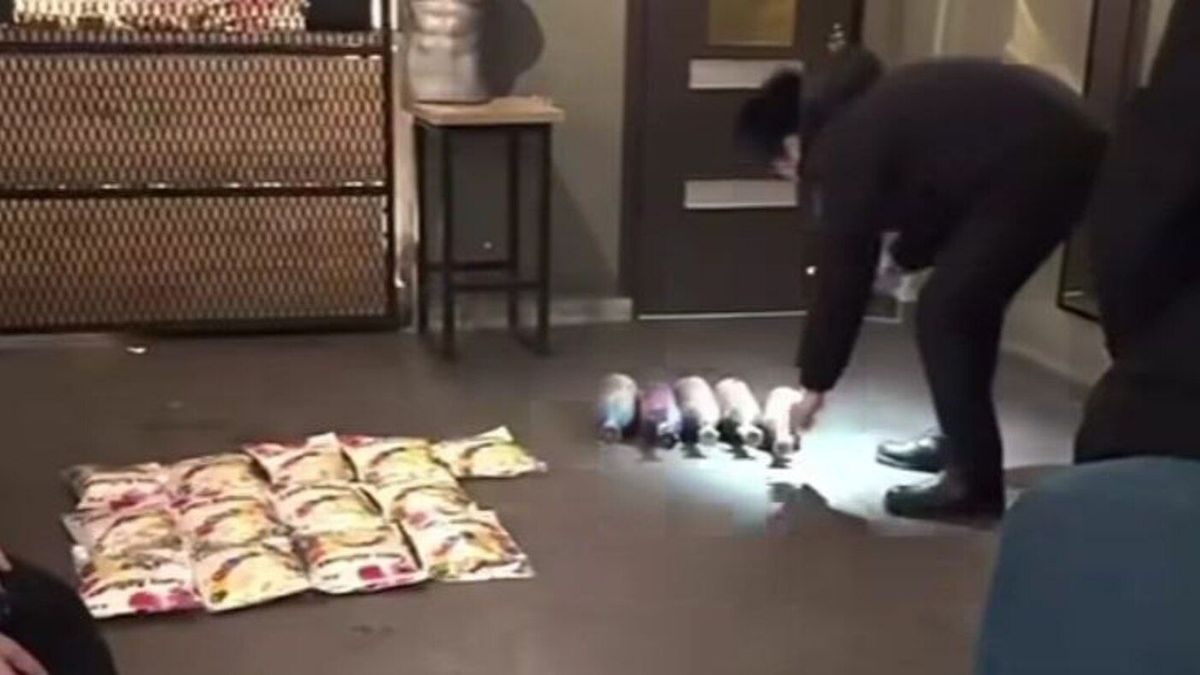 Обыск в развлекательном заведении