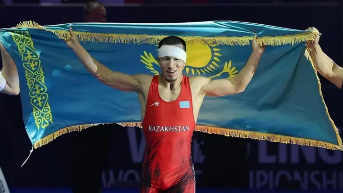 Мәжбүрлі куннилингус порно смотреть Қызымен деодағы порно