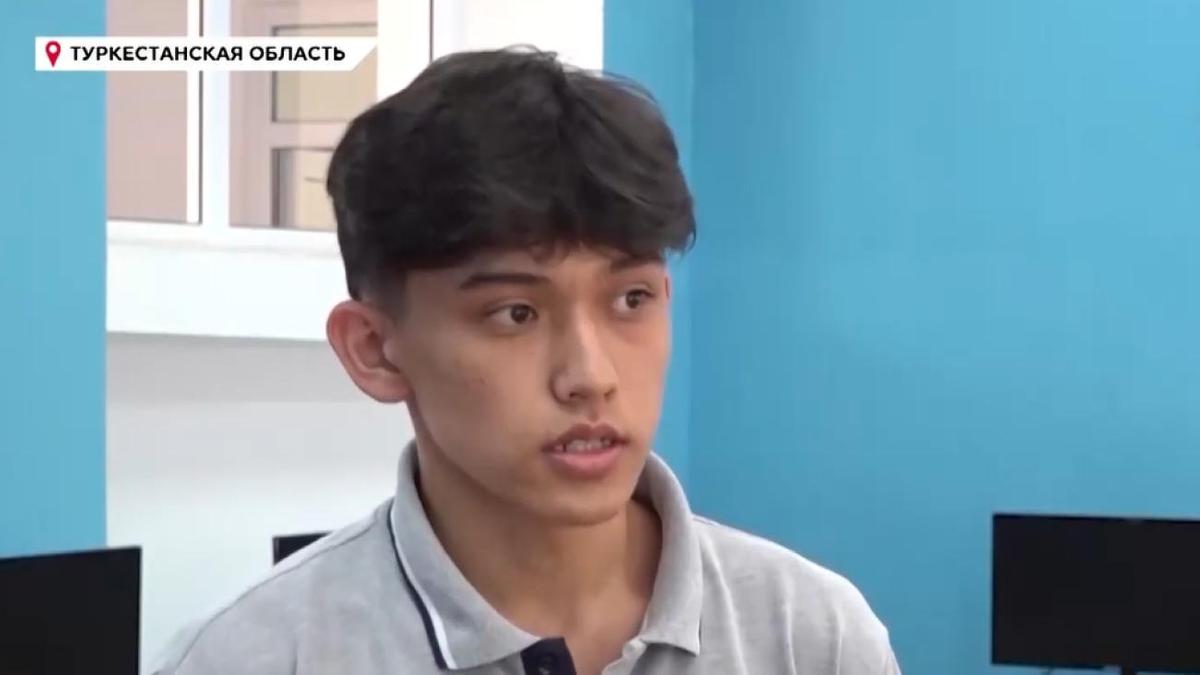 Школьник из Туркестанской области Школьник из Туркестанской области