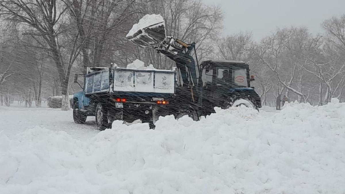 Караганду завалило снегом