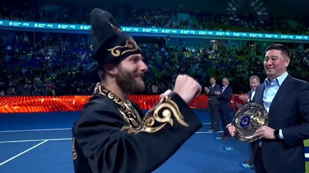 Теннисист Корентен Муте