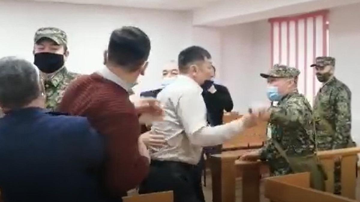 Суд по делу об убийстве семейной пары в Кокшетау