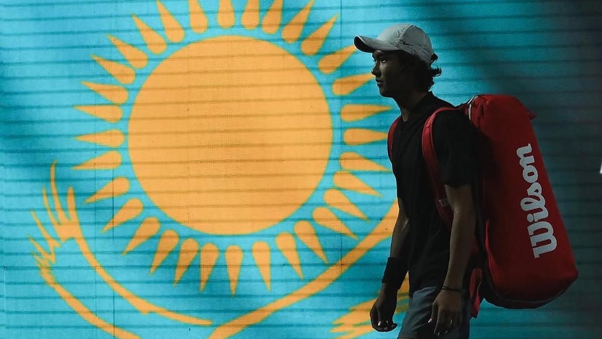 Казахстанский теннисист Амир Омарханов