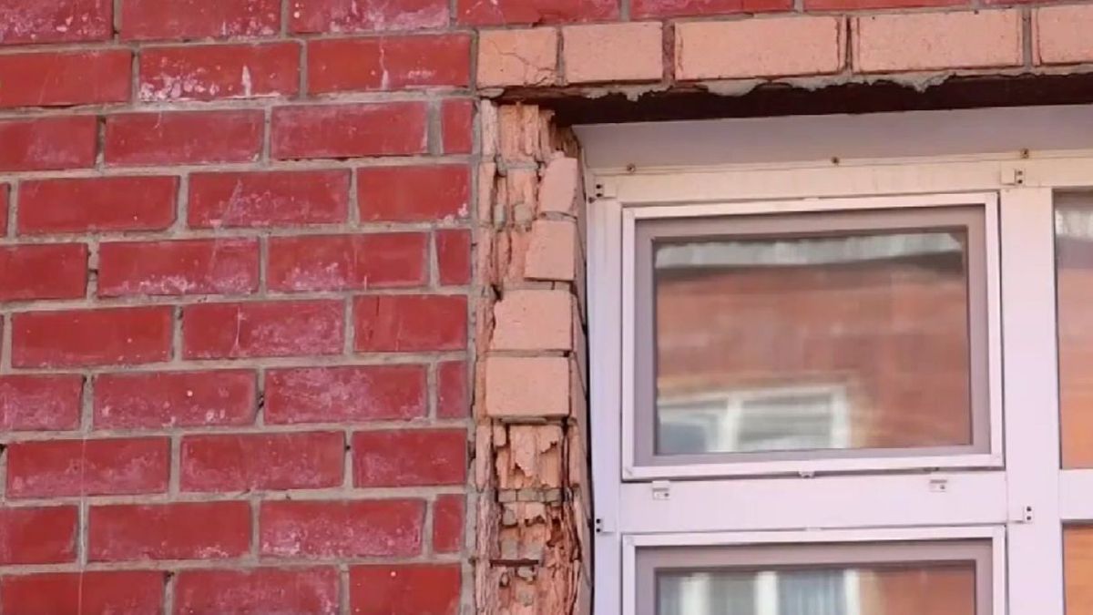 Разрушение кирпичной кладки