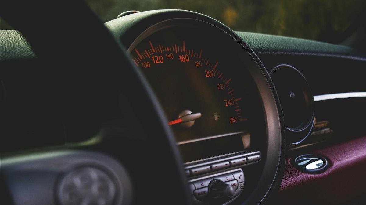 Автомобиль