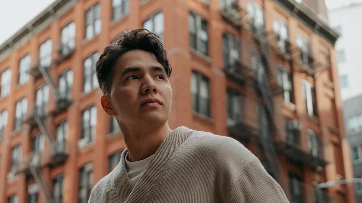 қазақстандық блогер