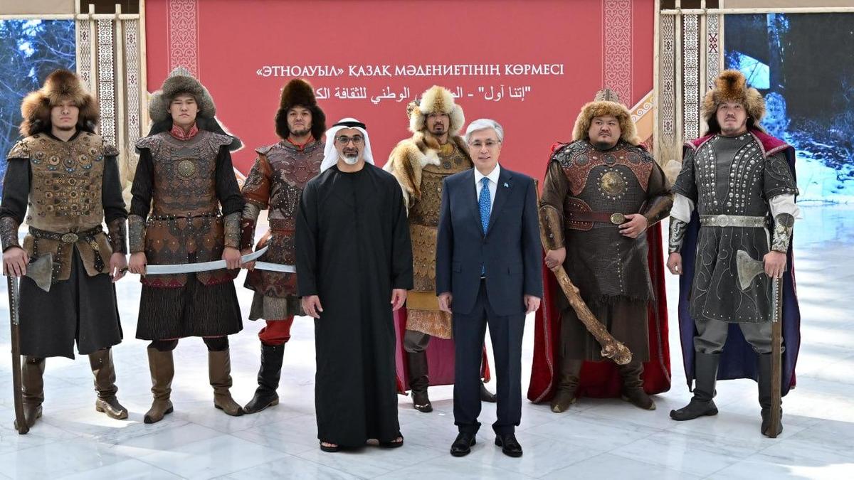 Касым-Жомарт Токаев и шейх Халед бен Мухаммед бен Заид Аль Нахаян Касым-Жомарт Токаев и шейх Халед бен Мухаммед бен Заид Аль Нахаян