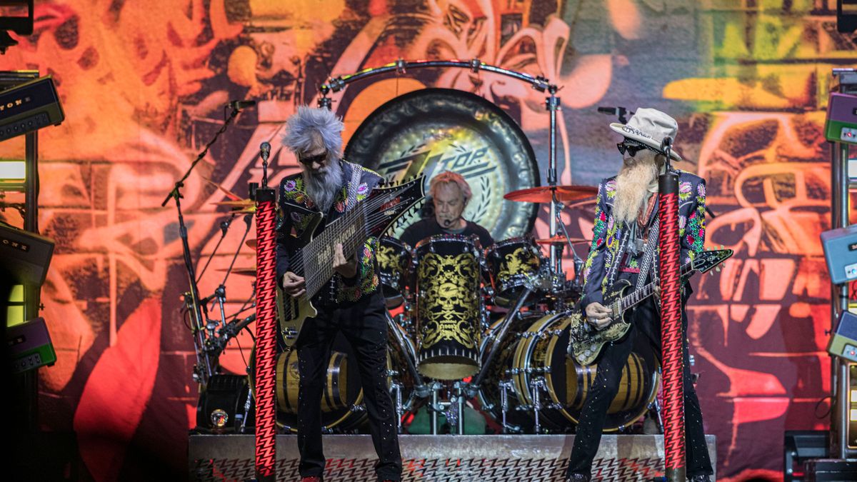 Элвуд Фрэнсис, Фрэнк Бирд и Билли Гиббонс из группы ZZ Top