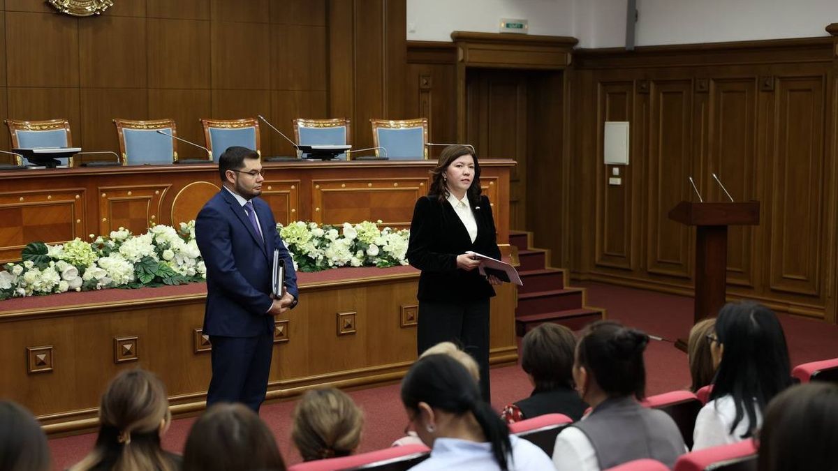 Жулдыз Сулейменова и Сергей Компаниец