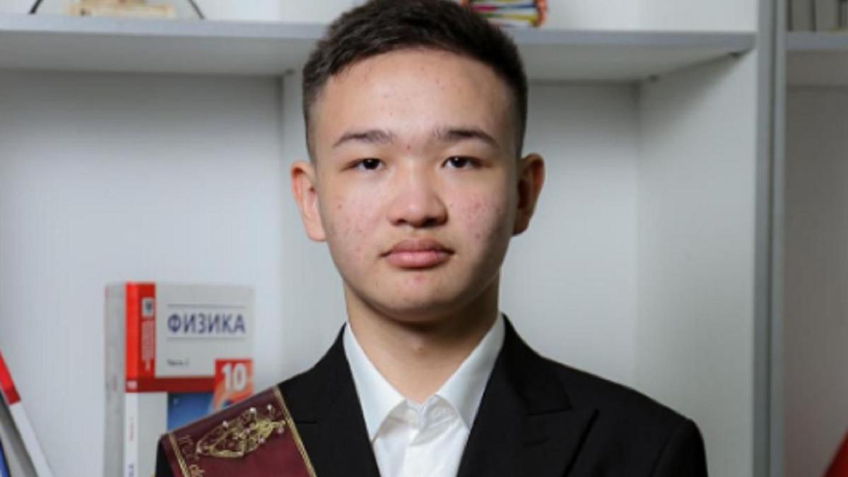 Жаннұр Еңсебек Жаннұр Еңсебек