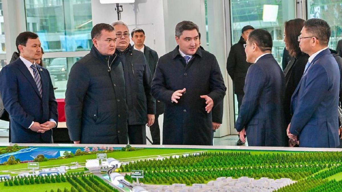 Олжас Бектенов Олжас Бектенов