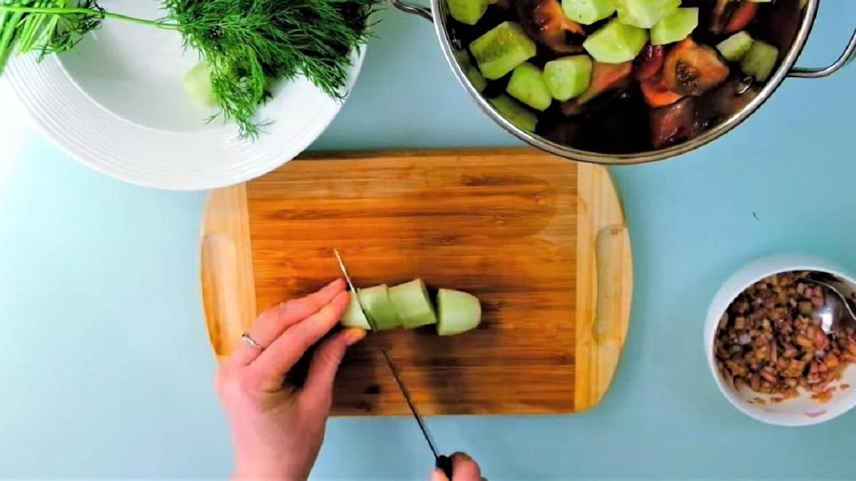 Нарезка огурцов