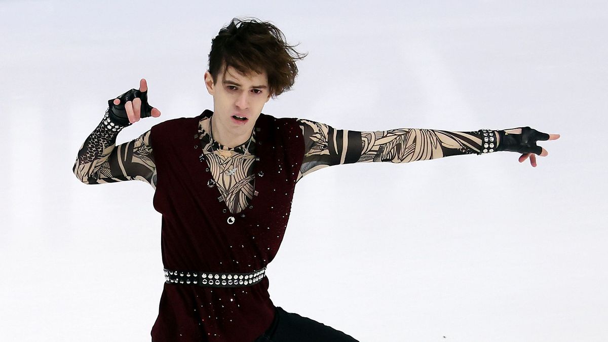 Казахстанский фигурист Михаил Шайдоров