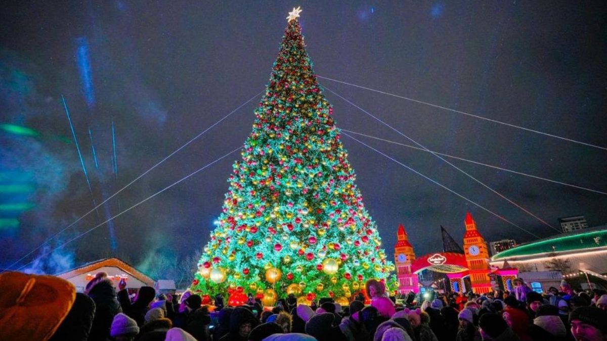 Зажжение елки в Астане