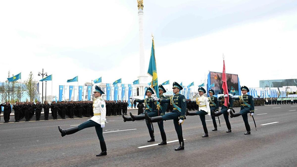 Военный парад в Астане Военный парад в Астане