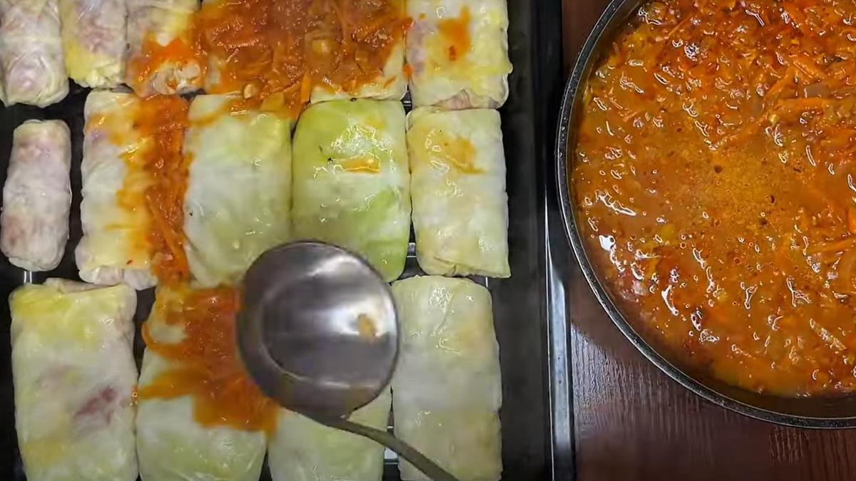 Голубцы и соус