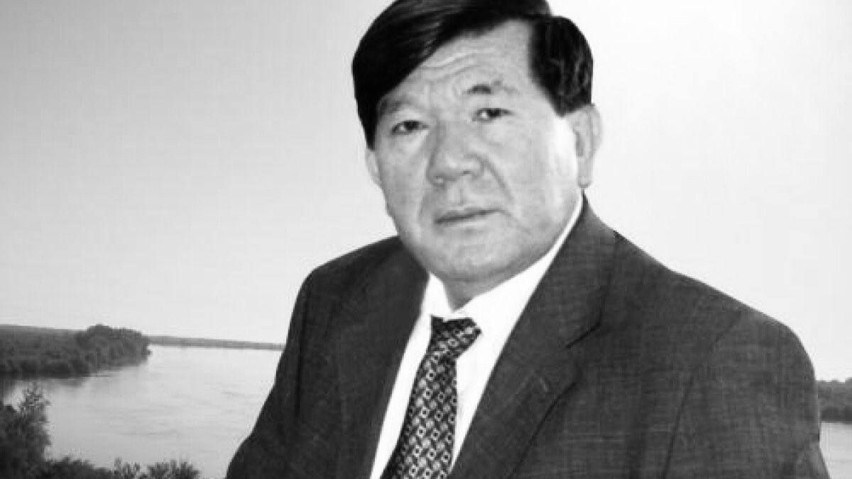 Мухтар Шаханов