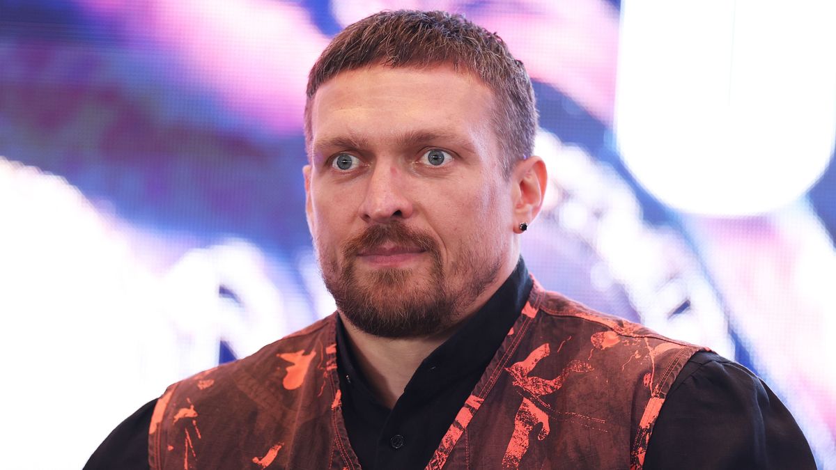 Украинский боксер Александр Усик