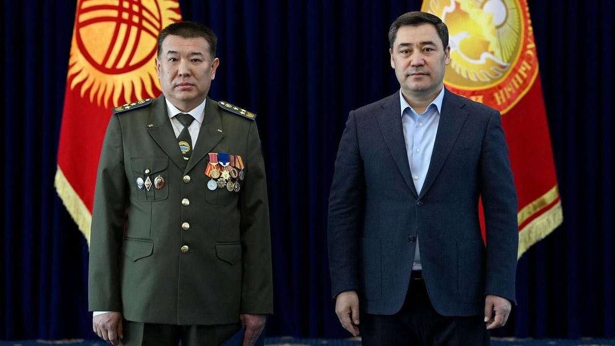 Жумгалбек Шабданбеков и Садыр Жапаров