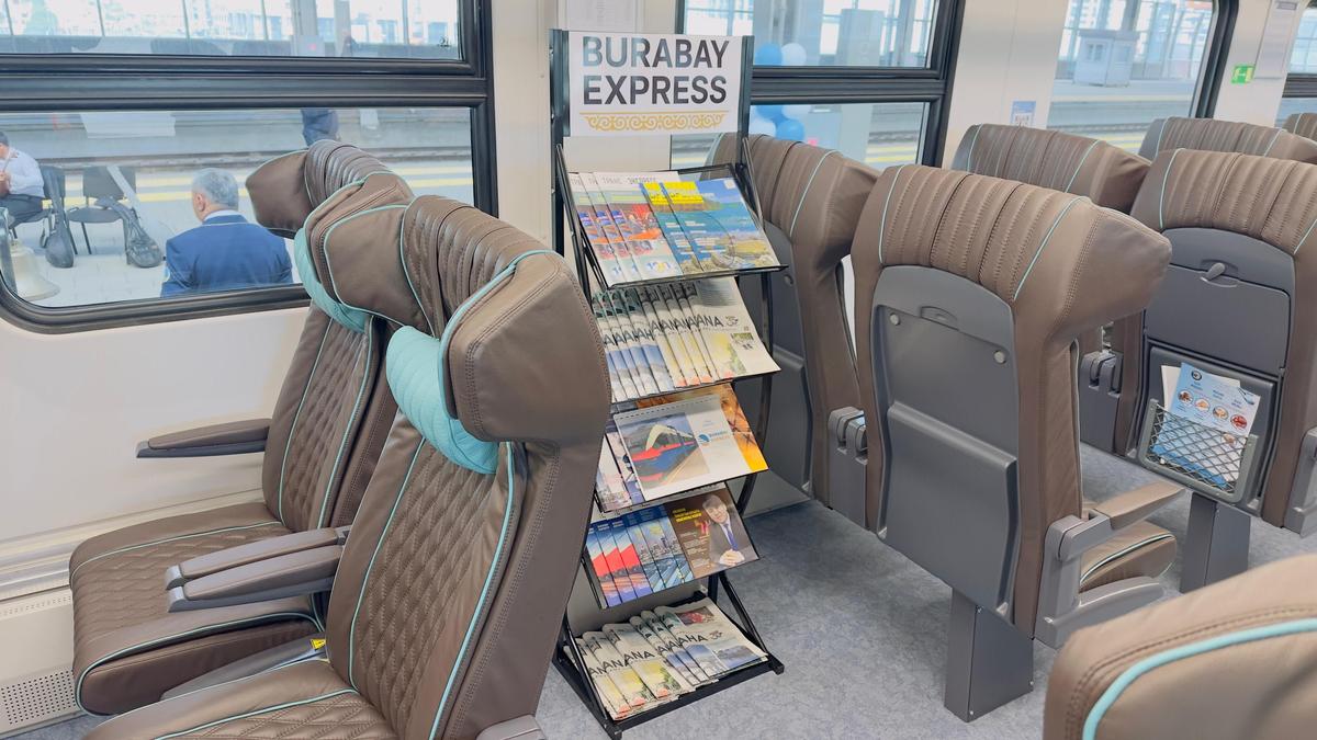 Burabay Express жаңа электрпойызы