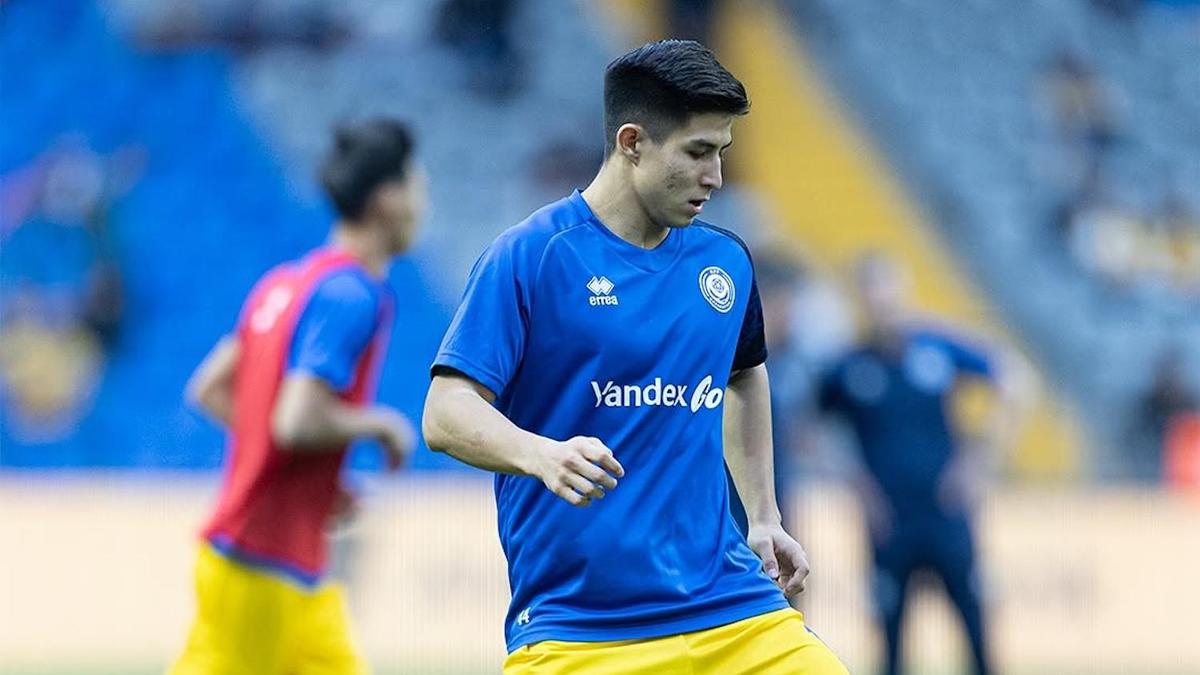 Казахстанский футболист Дастан Сатпаев