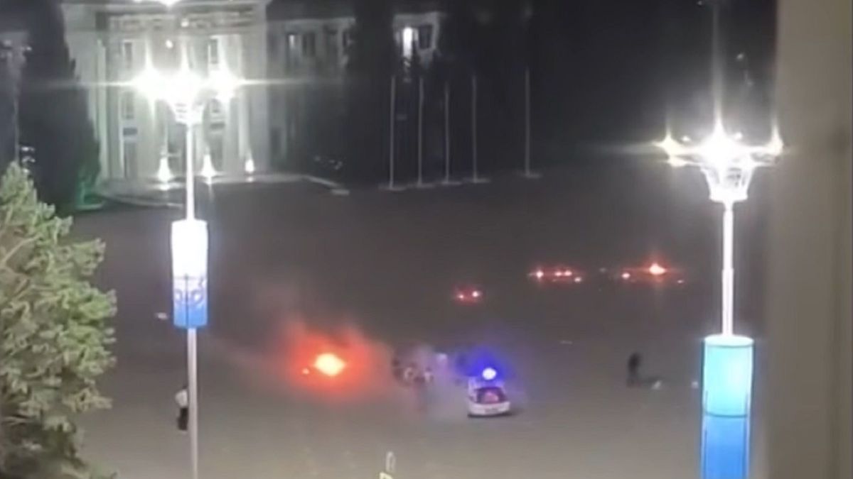 Полицейские на месте пожара