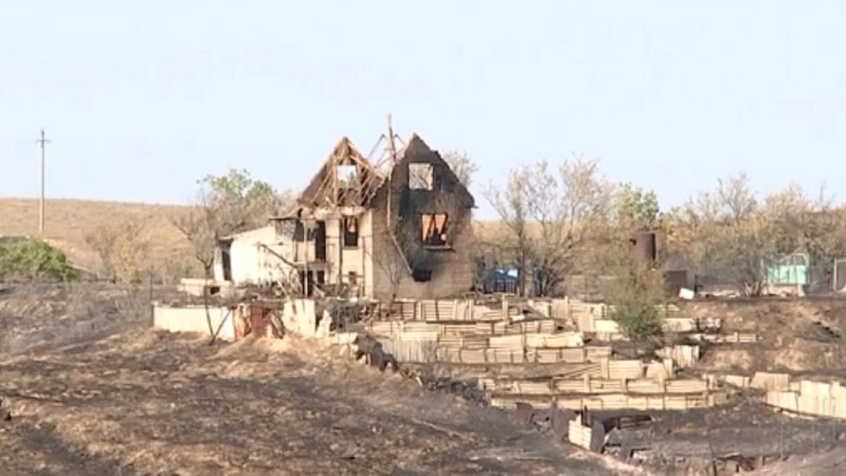 Сгоревший дом в Алматинской области