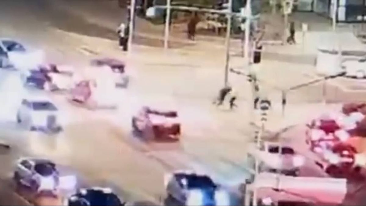 Выходка пьяного мужчины на дороге
