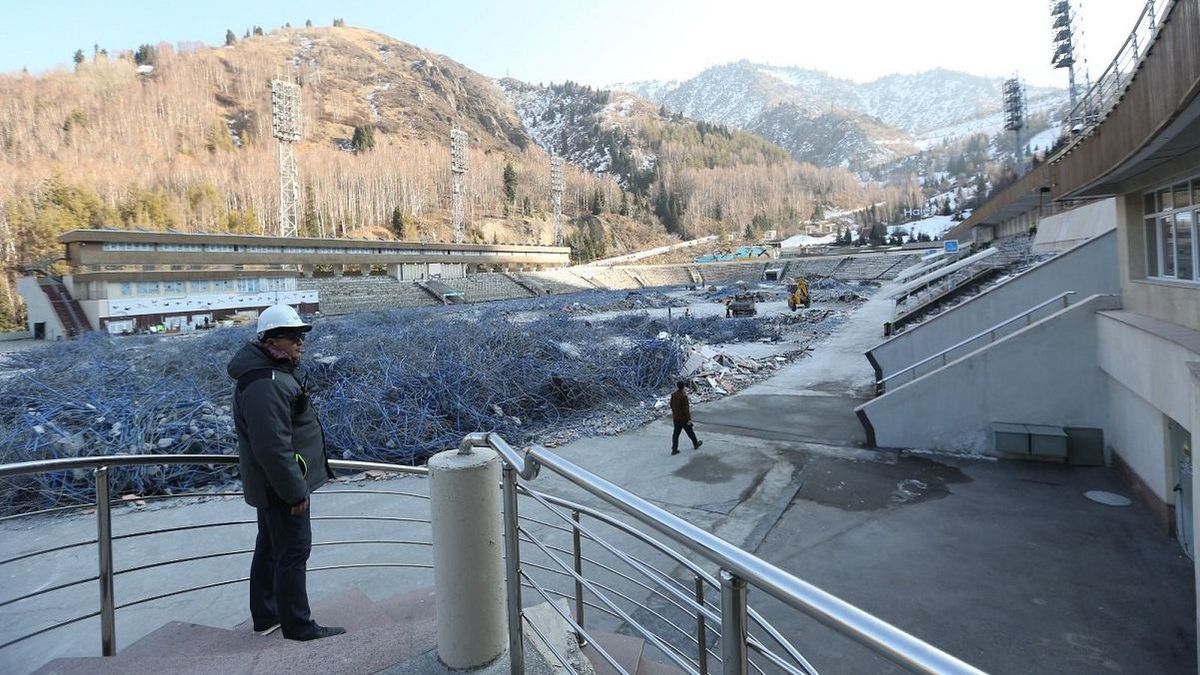 Реконструкция "Медео"