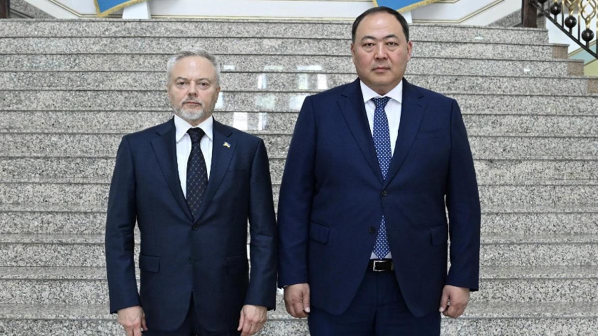 Виктор Майко және Ермұхамбет Қоныспаев