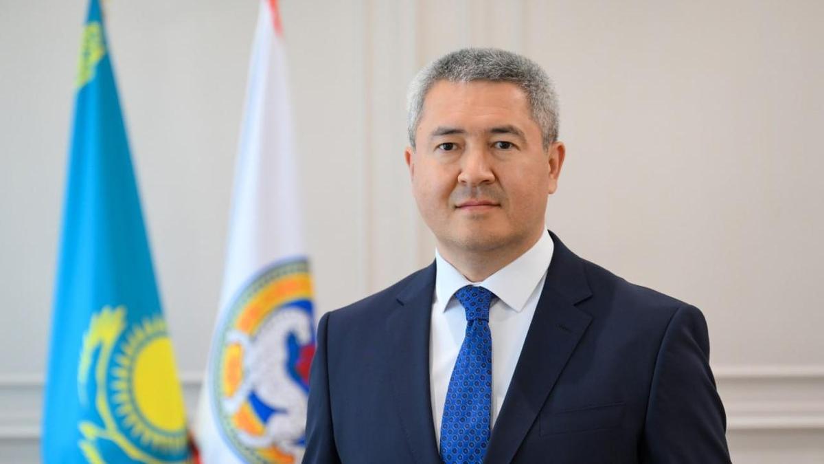 Ерлан Исабеков Ерлан Исабеков