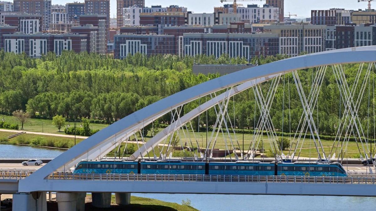 LRT в Астане