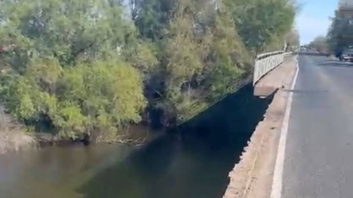 Мост обвалился