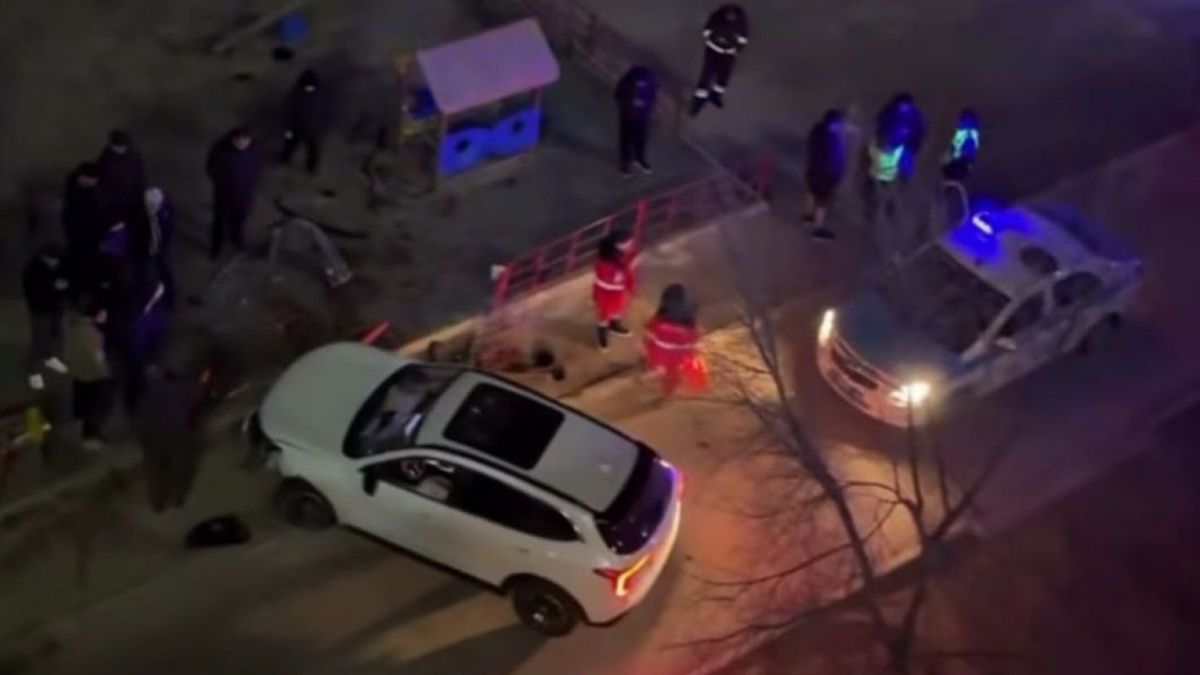 ДТП во дворе дома в Актау