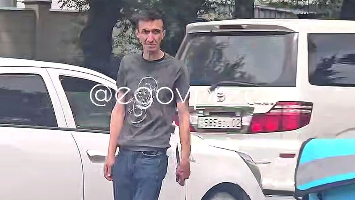 Мужчина с ножом в Алматы