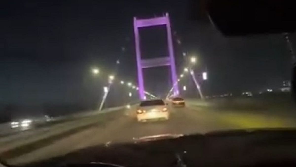Поездка по мосту