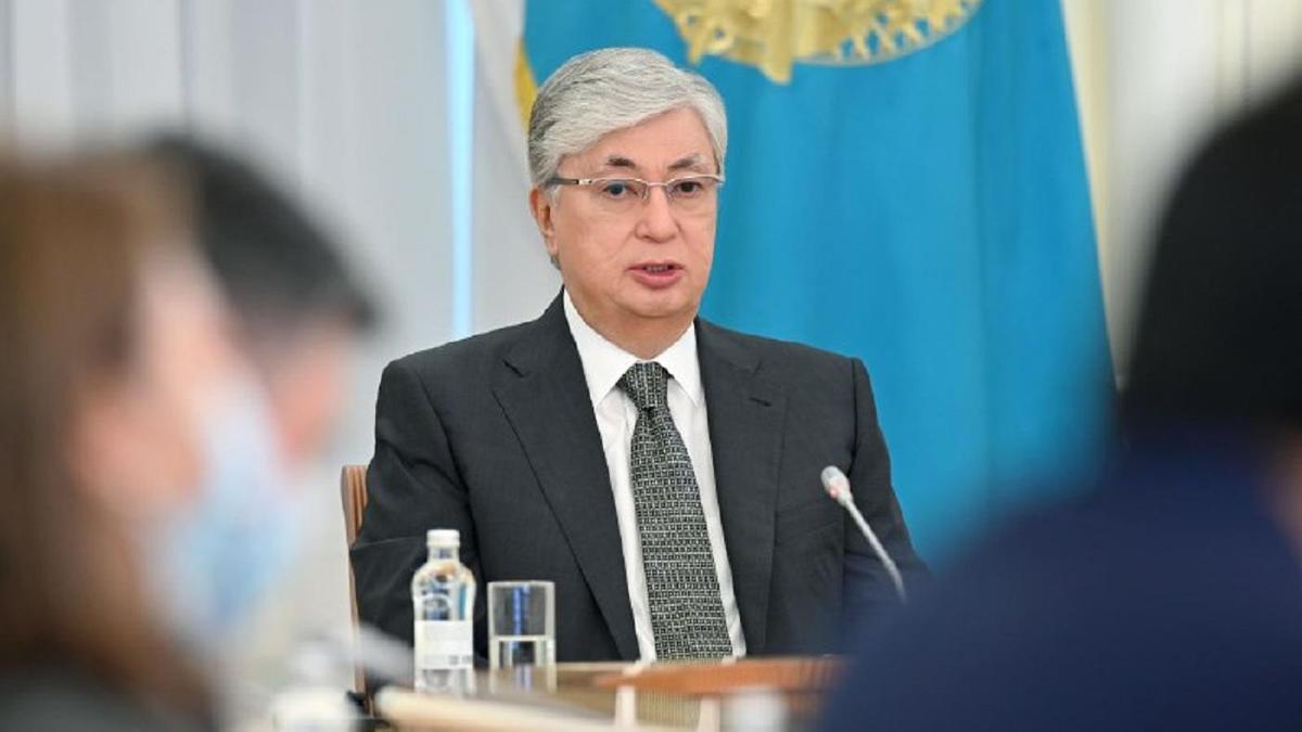 Президент Реформалар жөніндегі жоғары кеңестің кезекті отырысына сөз сөйлеуде Президент Реформалар жөніндегі жоғары кеңестің кезекті отырысына сөз сөйлеуде