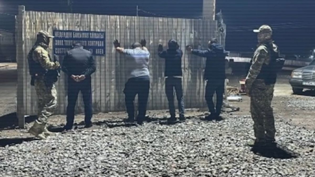 Задержанные