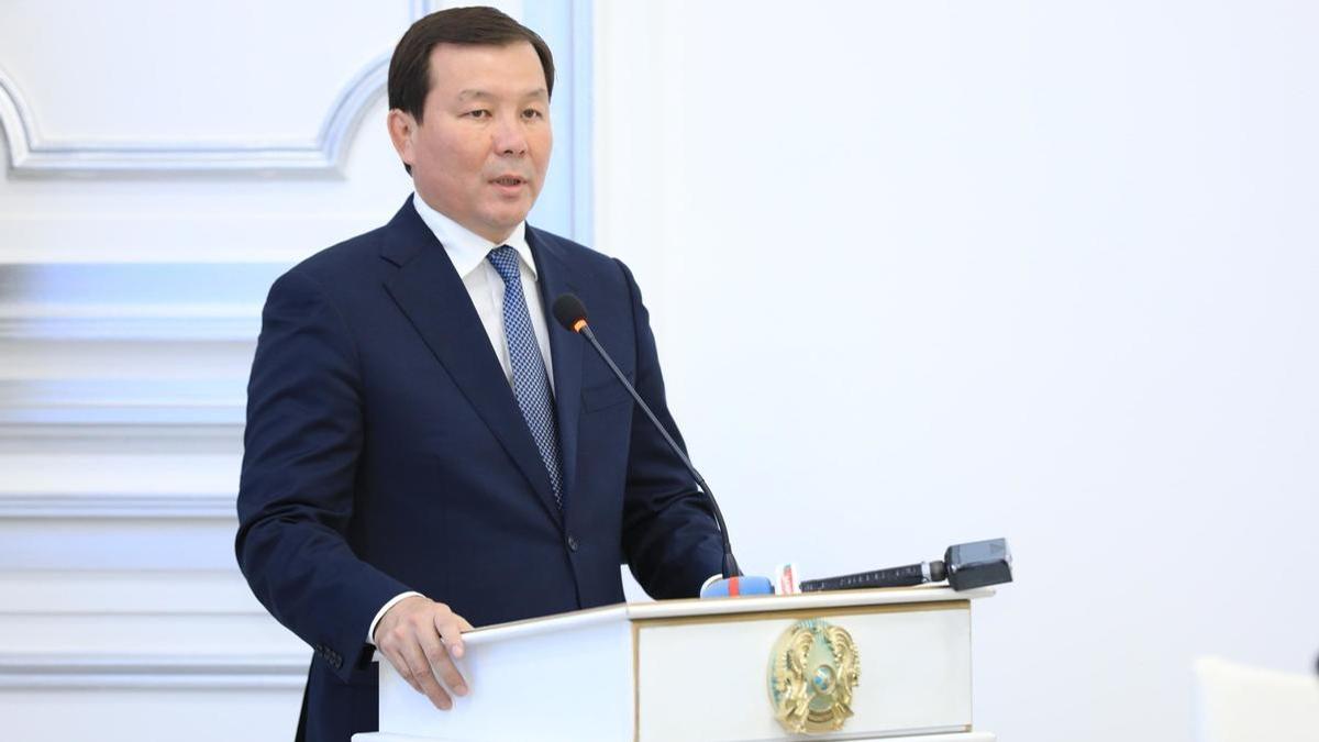 Асхат Шахаров