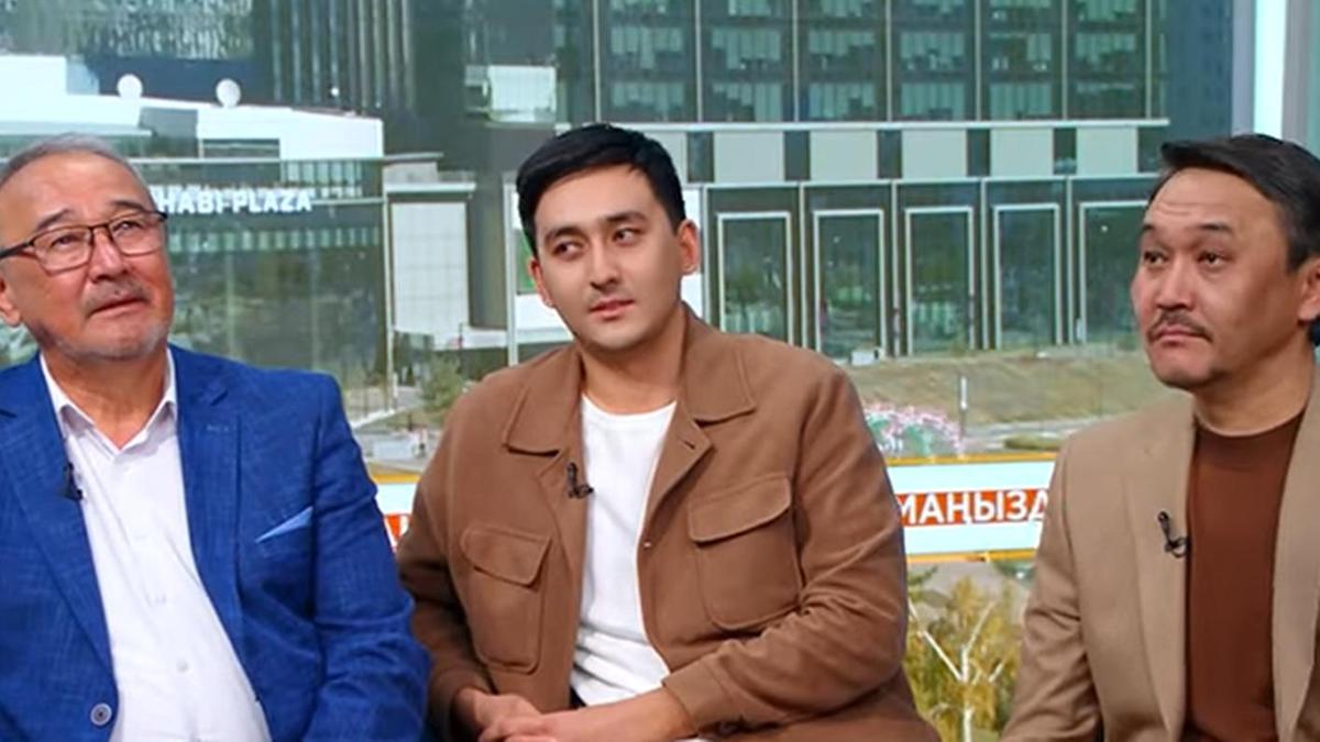 Грэм Мастертонның кітабы «Сіздің қарсыласыңыздың жыныстық құпиялары» деп аталады.