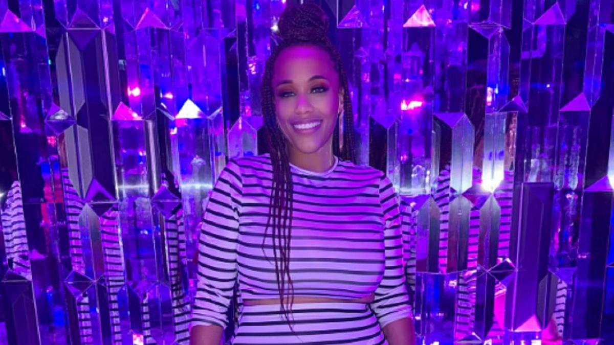 Шэрон Янгблад, вэк-вокалистка Джей Ло