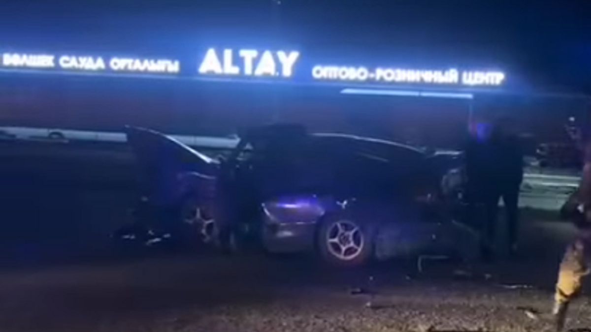 Авария на дороге