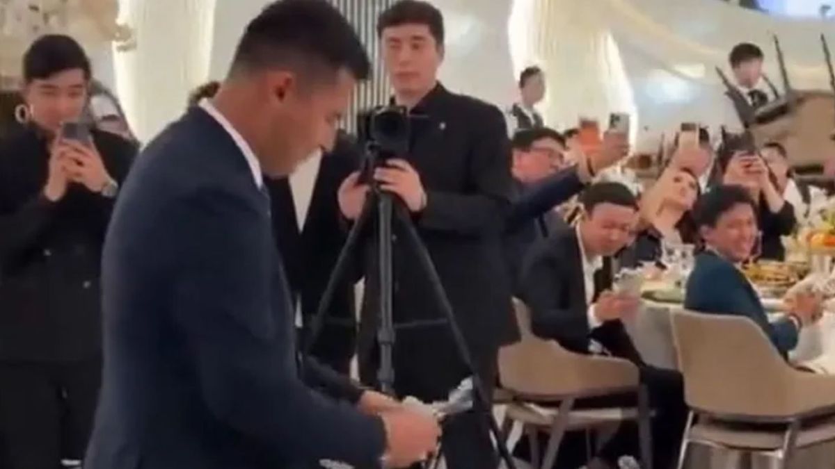 Аслан Қайырғалиев тойда