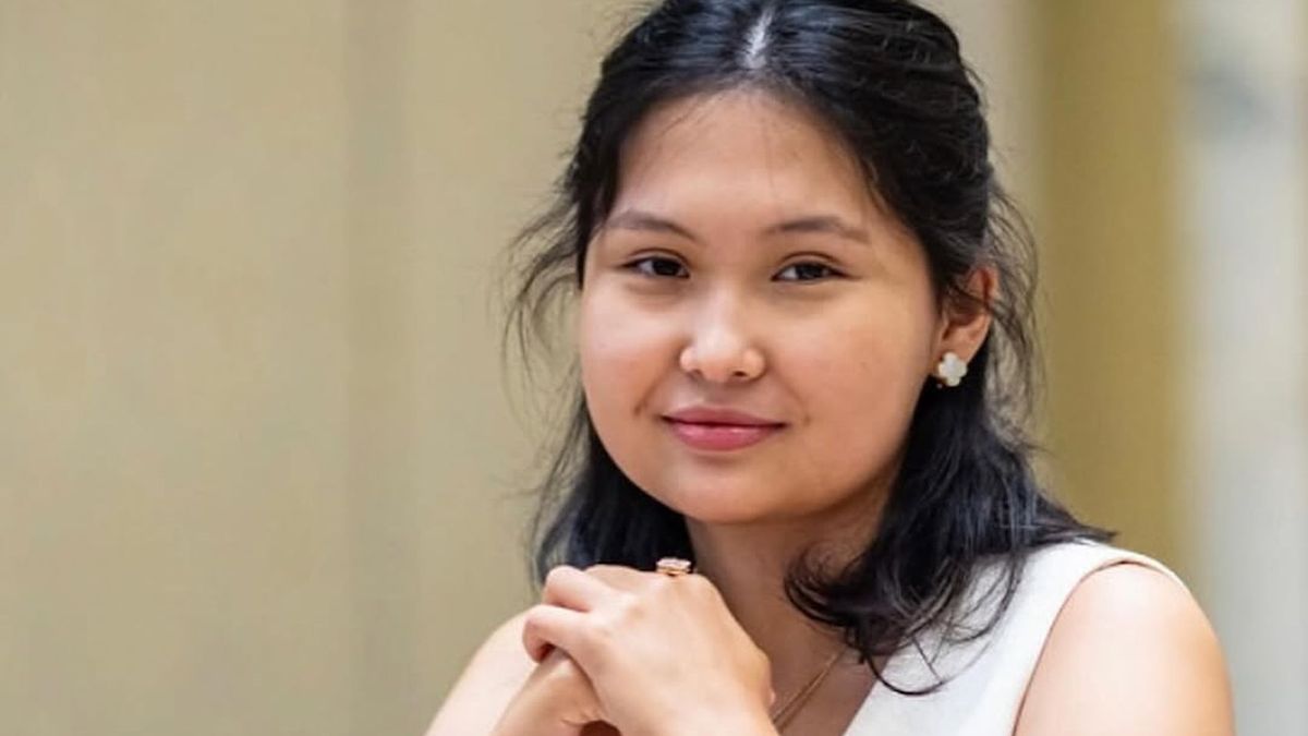 Казахстанская шахматистка Бибисара Асаубаева