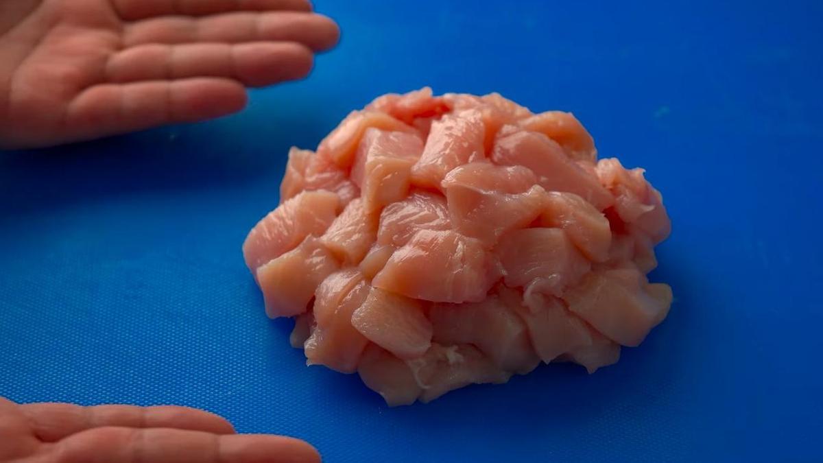 Подготовленное филе курицы