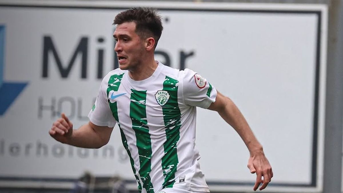 Казахстанский футболист Лев Скворцов