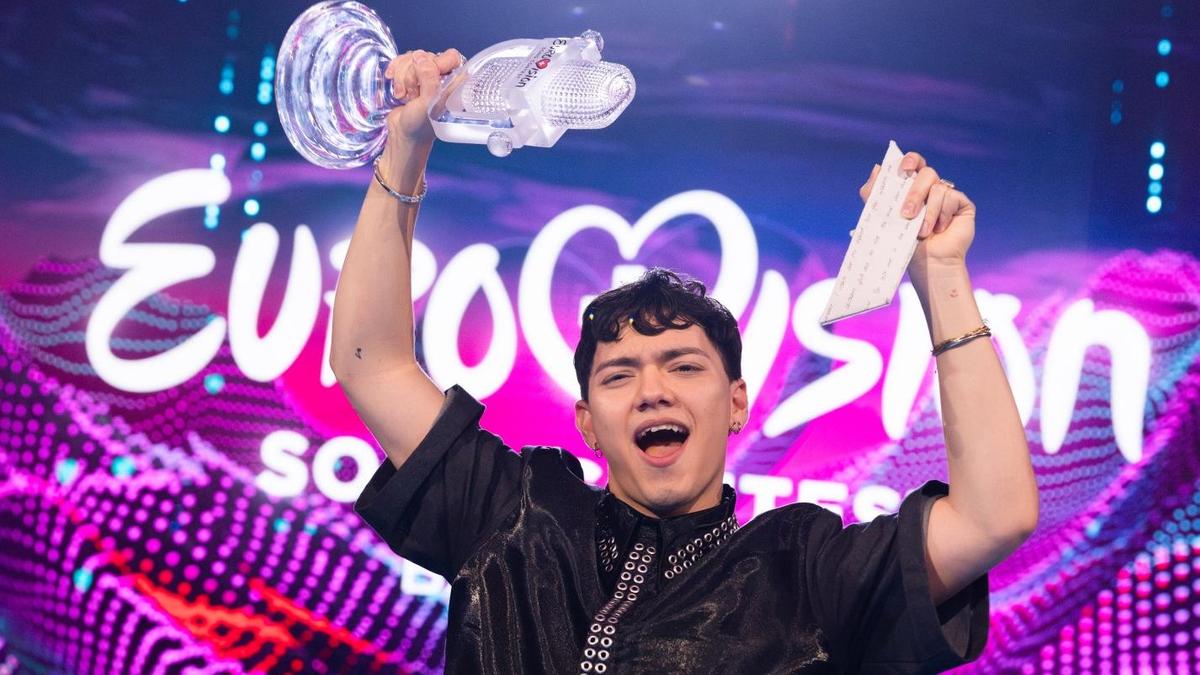 Победитель "Евровидеия" Йоханнес Питч Победитель "Евровидеия" Йоханнес Питч