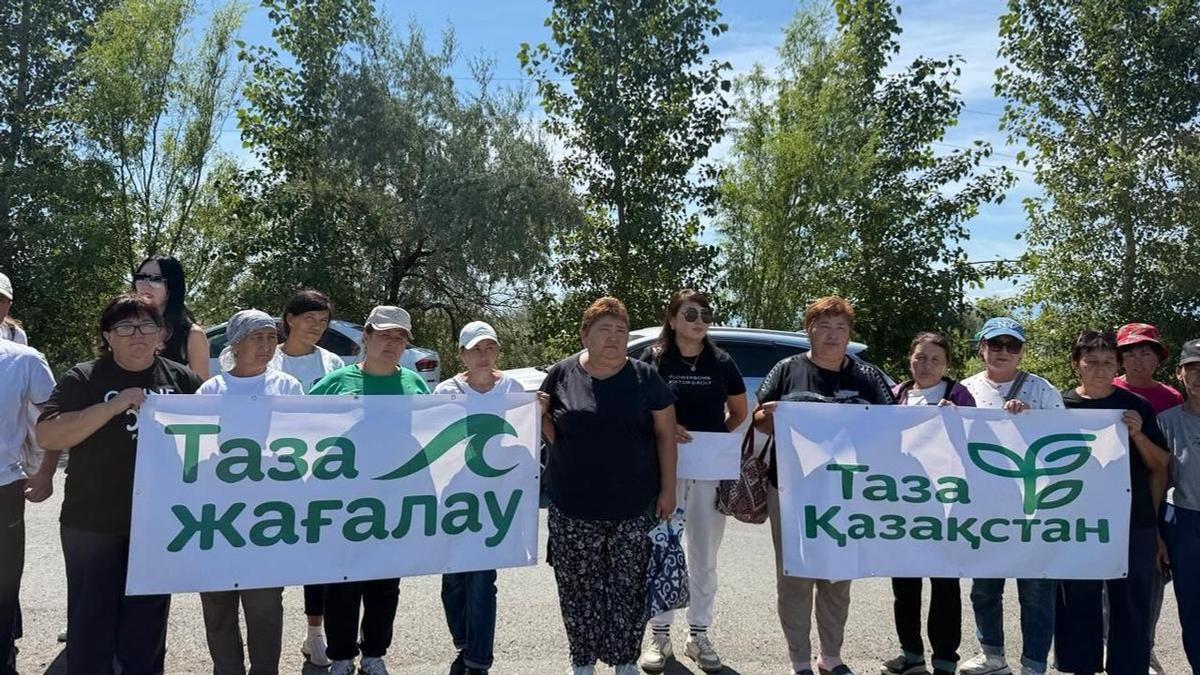 Акция "Таза Қазақстан"