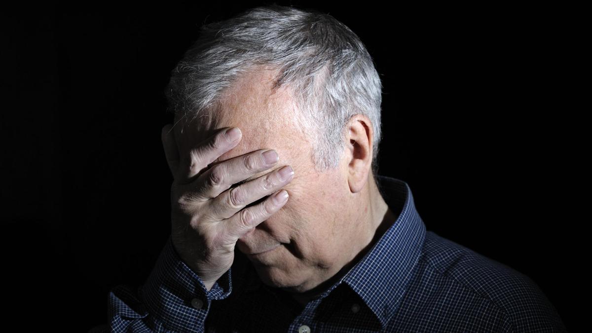 Грустный пенсионер